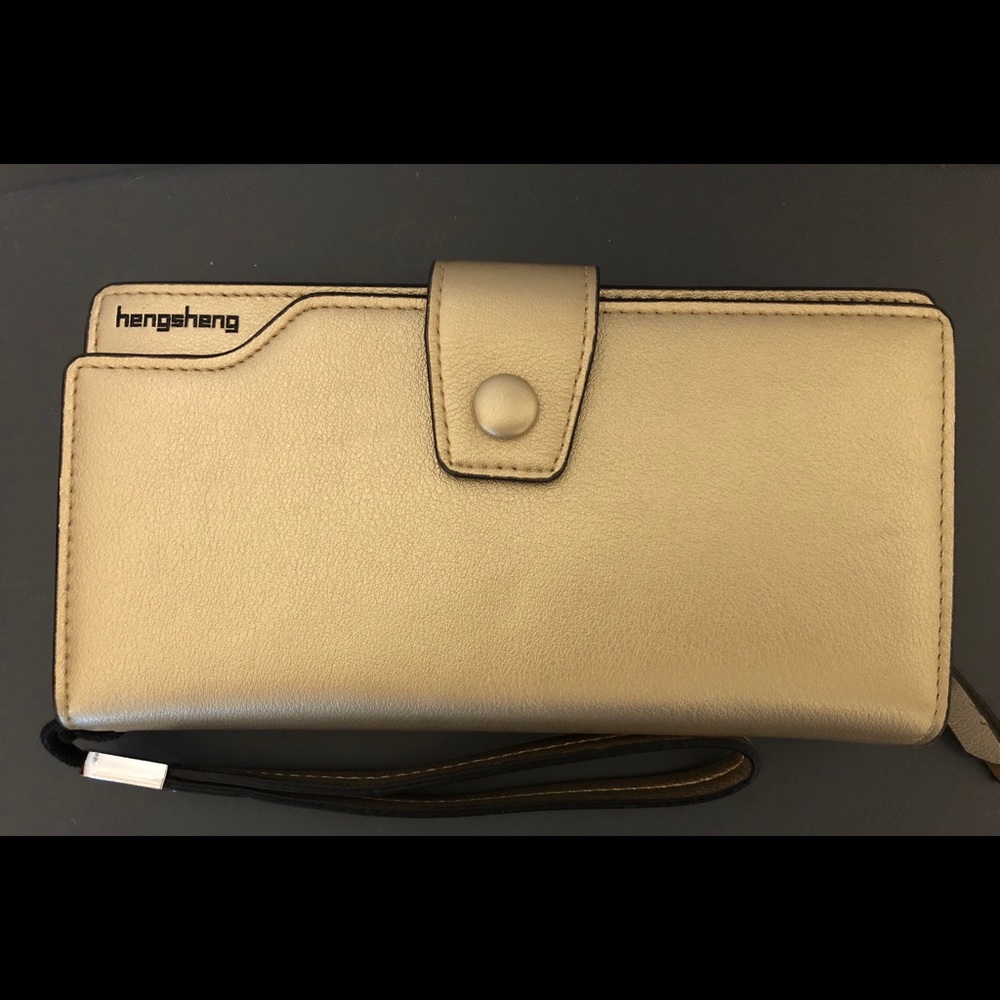 Wristlet